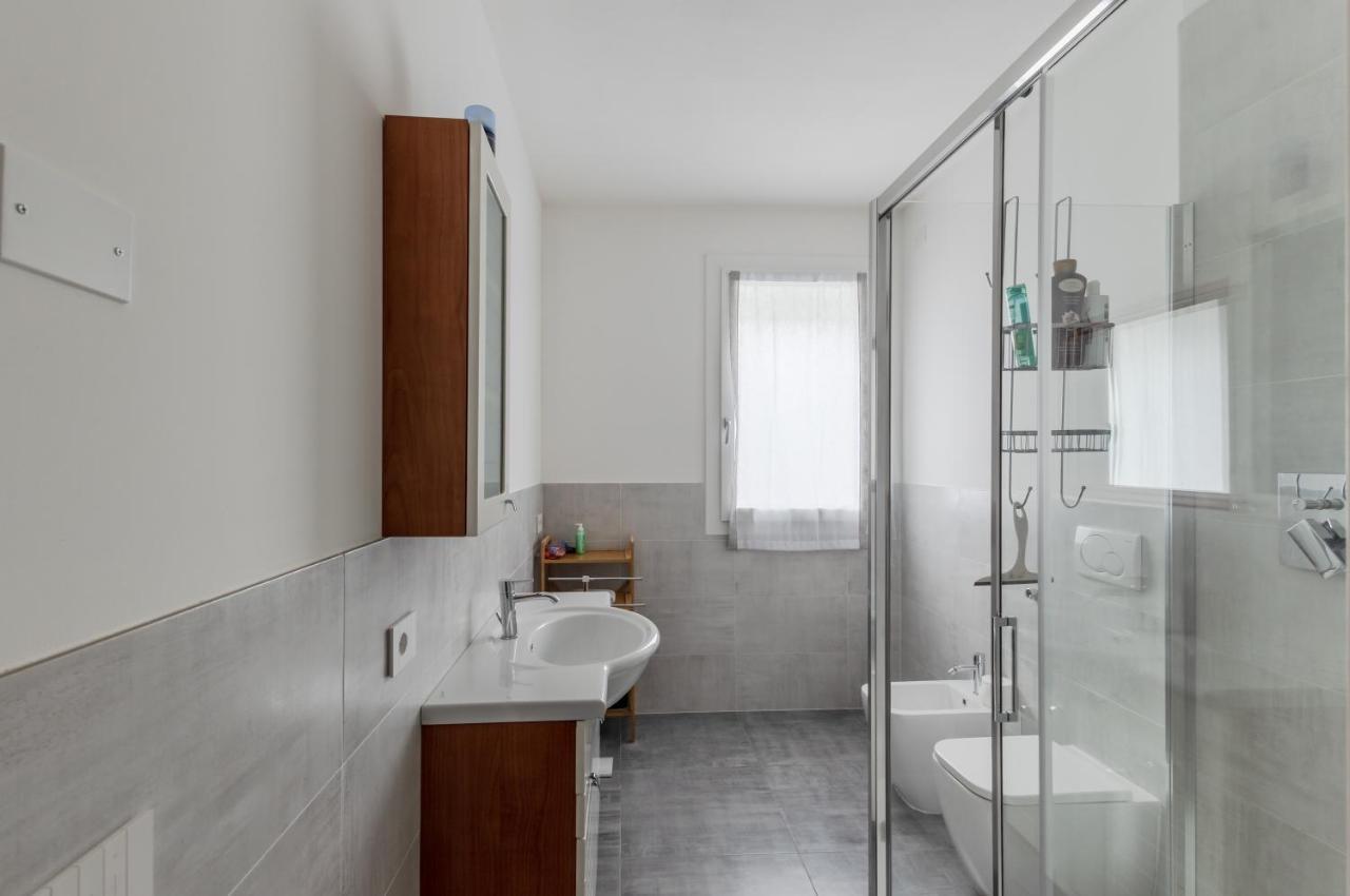 Apartment Marcellina Modern Apt With Private Parking! Mestre