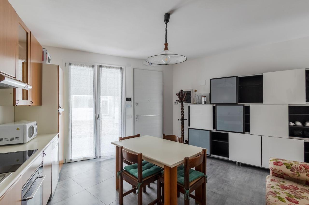 Apartment Marcellina Modern Apt With Private Parking! Mestre